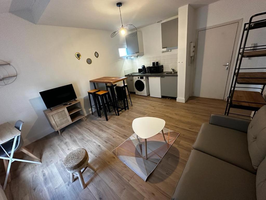 Le Petit Rempart Apartamento Niort Exterior foto