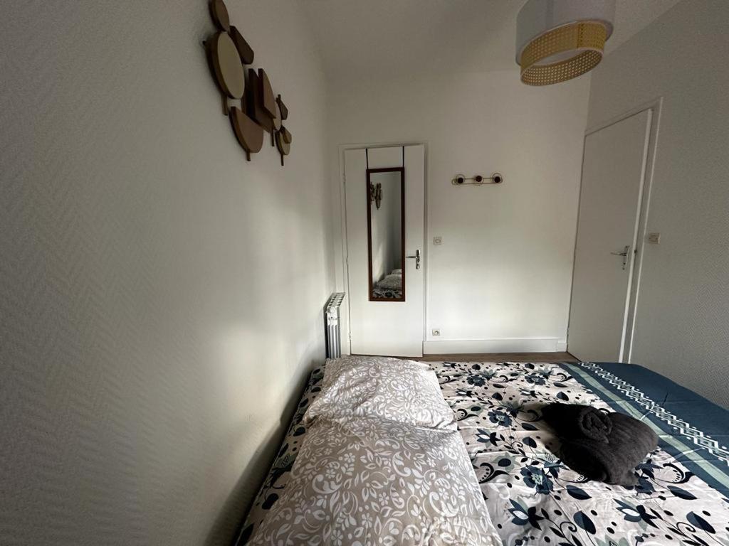 Le Petit Rempart Apartamento Niort Exterior foto